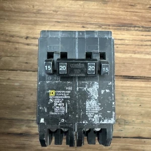 Homeline HOMT1515220 Quad 2 1-polig 15 Amp 1 2P 20A Steck-Quadrat D-Unterbrecher Neu - Bild 1 von 3