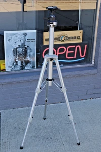 -LINHOF TRIPOD WITH BOGEN 3055 BALL HEAD - Picture 1 of 6