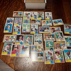 1983 Topps baseball lot 400 Cards HOFs, All Stars, Super Veterans, Commons, Rose - Picture 1 of 6
