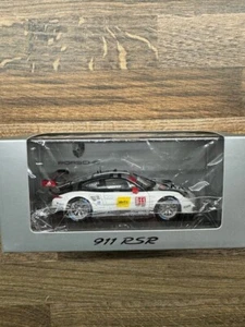 Porsche 911 RSR model 1:43 wersja limitowana - Zdjęcie 1 z 3