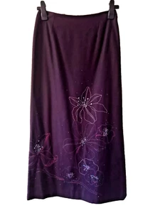 Hübscher langer Maxirock Laura Ashley lila & bestickt Blumenmuster Größe 10. - Bild 1 von 5