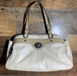 Coach Elfenbein Creme Schultertasche Handtasche Snack Leder F16529 - Bild 1 von 21