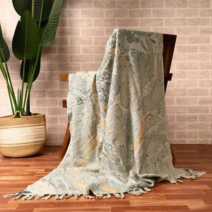 Handgefertigter Baumwollüberwurf | Grün & Beige Marmor Print Decke mit Quasten - Bild 1 von 20