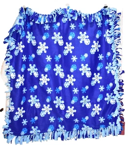 VINTAGE  BLUE SNOWFLAKES TIE BLANKET 45" X 45" - Picture 1 of 7