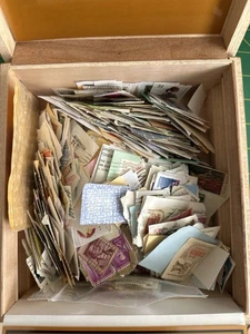 Lot P1 – Unsearched Used Postage Stamps in Cigar Box – Mixed Worldwide - Picture 1 of 2