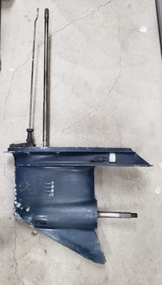 "Caja de cambios unidad inferior Evinrude/Johnson 0434420 V6 150 175 185 200 225 27"" X-largo" Foto 1 de 4