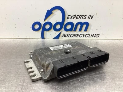 Centralina motore Nissan Micra III K12 MEC37300 P19108494 - Immagine 1 di 3