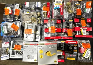 LOT OF 30 DOOR KNOBS - Defiant Kwikset - Bed/Keyed Entries/Front Door/Deadbolt🔑 - Picture 1 of 11
