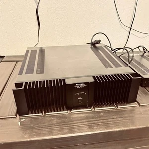 Rotel RMB-1048 8 Channel Amplifier - Distribution Amplifier multi chanel - Picture 1 of 9