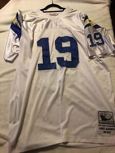 MITCHELL AND NESS San Diego Chargers Lance Alworth 1962 - 1970 Throwback Jersey 