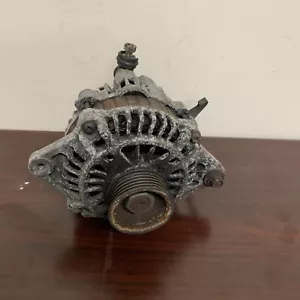 1999-2002 Subaru Forester Alternator 2.5 23700AA390 - Picture 1 of 3