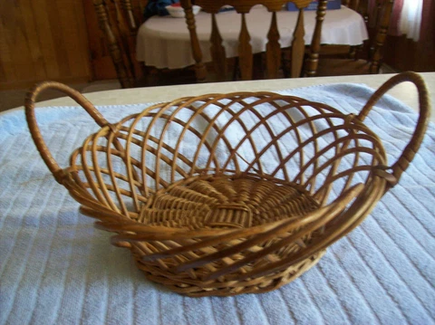Vintage Unique Boho Wicker Rattan Basket With Handles 9" Diameter Fruit Storage Cover