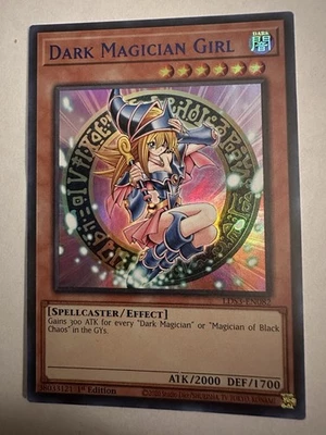 Yugioh BLUE LDS3-EN082 Dark Magician Girl Ultra Rare - Image 1 of 2