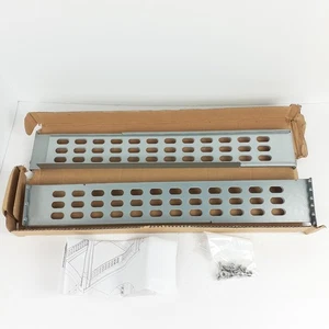 APC RAILASM Right/Left ROHS 0M-756H Metal Server Rack Mount Sliding Rails - Afbeelding 1 van 19