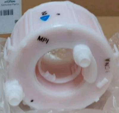 Genuine Hyundai i10/Santa Fe/Tucson 2007- Fuel Filter Kia RIO 2011-  311121R000 - Image 1 of 3