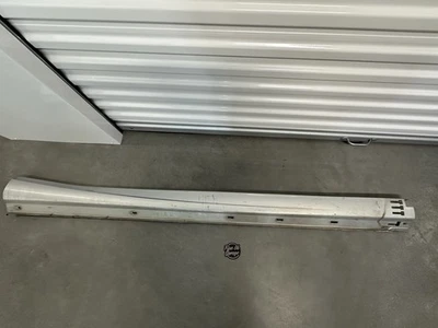 Ford Svt Focus 2002-2004 original faldón lateral derecho solo lado del pasajero Foto 1 de 4