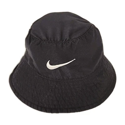 Nike Niño Pequeño Sombrero Cubo Correa para la Barbilla Negro UPF 40+ Protección Sol/Lluvia Swoosh Regalo Foto 1 de 4