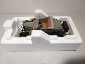 Rare 1:24 Scale Brown 1931 Ford Model A Roadster Diecast by Danbury Mint