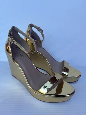 Mix No. Sandalia de cuña 6 Sahi Gold Mirror reflectante tacón 4" talla 10M Foto 1 de 4
