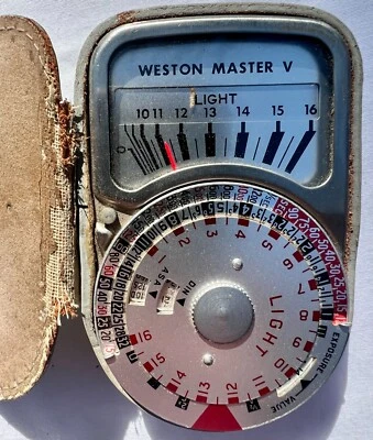 Vintage Weston Master V Universal Exposure Meter - Model 748 - Serial # HH339 - Image 1 of 4