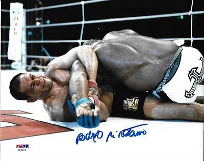 Foto firmada por Antonio Rodrigo Nogueira 8x10 PSA/DNA UFC Pride FC Bob Sapp Foto 1 de 2