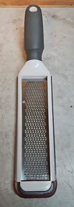 Good Cook 8" Grater w/ Handle & Cover - Picture 1 of 4