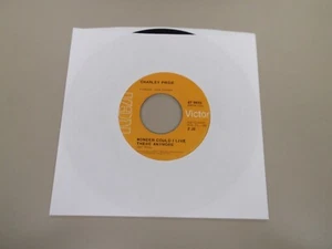 Charley Pride - Wonder Could I Live There Anymore / Piroque Joe -RCA 47-9855 VG+ - Picture 1 of 4