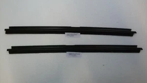 Coppia 2 profili rasavetro esterni Porte anteriori FIAT UNO TURBO IE 1985-1994 - Imagen 1 de 1