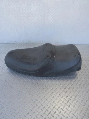 1989 89 YAMAHA XC200Z XC 200Z 200 RIVA SEAT - Image 1 of 4