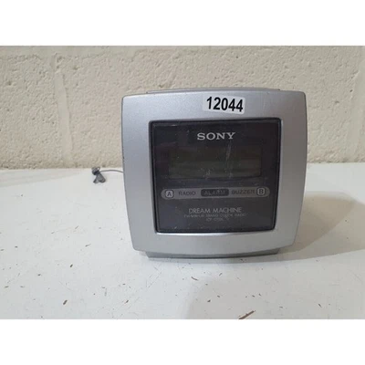 Sony Dream Machine ICF-C113L Clock Radio Silver Backlight Display 3-Band Alarm - Image 1 of 4