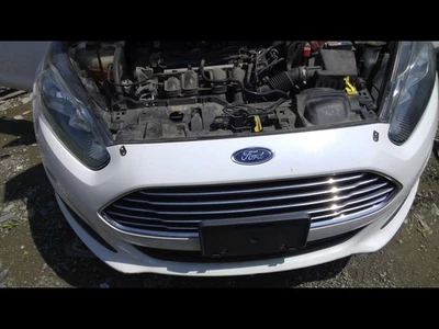 Used Front Center Grille fits: 2014 Ford Fiesta lower SE w/fog lamps center Fron - Image 1 of 4