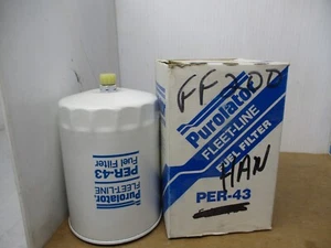 PUROLATOR PER43 FUEL FILTER (Wix 33353) - Picture 1 of 3