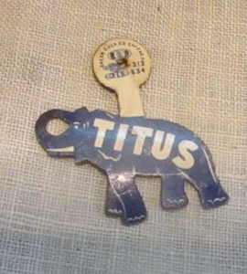 Republican Elephant Fold Over Titus by Green Duck Co. - Picture 1 of 7