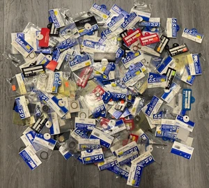 Riesiges Konvolut O.S. Woodruff Schlüssel Dichtung Auspuff Gelenk Mutter etc Bulk RC Luft Hobby Neu im Karton - Bild 1 von 20