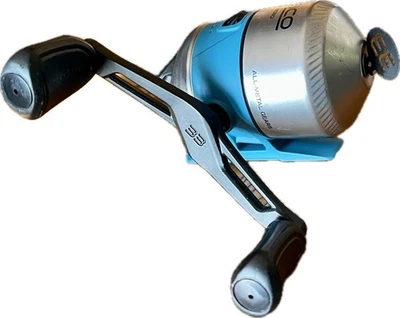 Carrete micro spincast ZEBCO FIN COMMANDER 33 4,3:1 relación de transmisión línea de prueba de 4 lb Foto 1 de 4