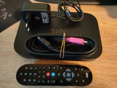 Sky Q Mini TV Box IP100 Receiver Wi-Fi HD Sprachfernbedienung HDMI LAN mit Kabel - Bild 1 von 4