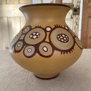 Jarrón vintage lituano lituano lituano de cerámica pintado a mano Ranku Darbas - Imagen 1 de 11