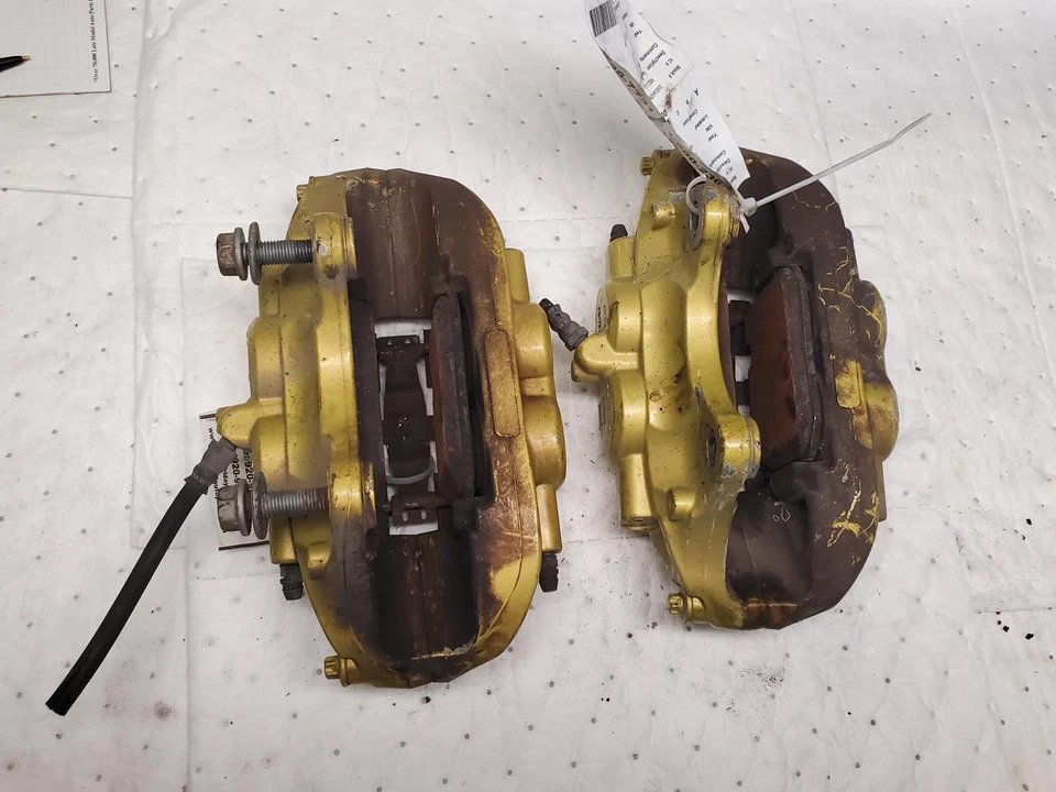 Par de pinzas delanteras BMW 228i LF RF, CPE, con freno M-Sport 15 16 Foto 1 de 1