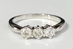 18K White Gold & 0.50CT Diamond Trilogy Ring Size M - 6 - Picture 1 of 6