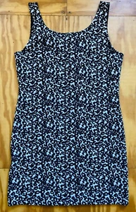 Divided H&M schwarz weiß Leopardenmuster Struktur Strick ärmellos Minikleid Gr. 14 - Bild 1 von 4