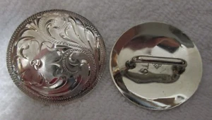 Conchiglie rotonde sovrapposte in sterling con anello briglia - 2 taglie - Foto 1 di 5