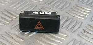 Bouton warning - BMW E36 - Référece : 61311374220 - Picture 1 of 3