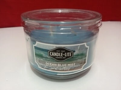 Tarro de velas encendidas CANDLE-LITE Ocean Blue Mist perfumado 20-40 horas 10 OZ 1 unidad Foto 1 de 3