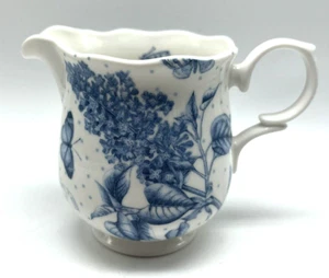 Portmeirion Botanic Blue Creamer Flowers Butterflies Daisies Lilac Discontinued - Picture 1 of 7