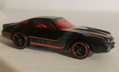 Hot Wheels 1/64 Camero Z28  Vtg 1982 Matchbox  Red & Black Redline TC-144 - Image 1 of 4