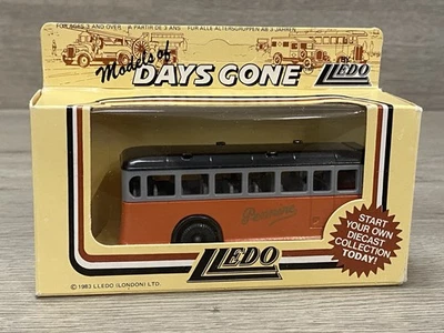 Lledo Days Gone 1932 By AEC Regent Malham Pennine Bus 1:64 Diecast - Image 1 of 4