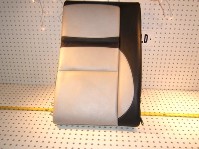 Asiento trasero mercedes 99 c43 amg r sección interior cuero negro blanco trasero 1 cubierta Foto 1 de 4