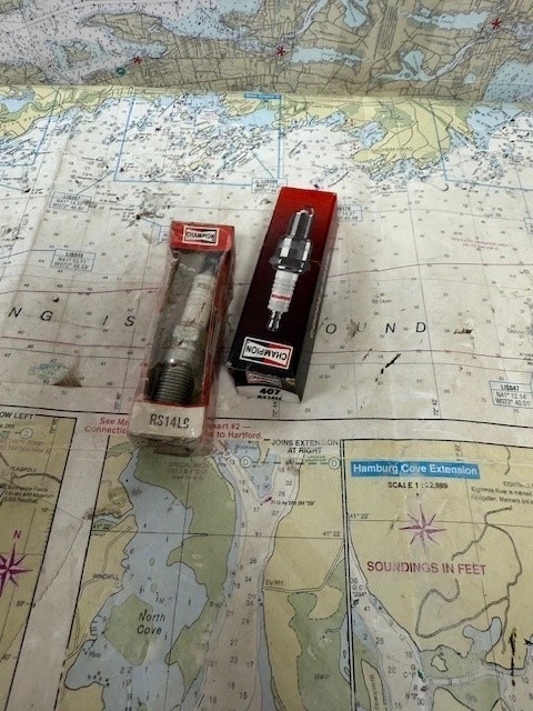 Champion pack of 2 #RS14LC Nickel Spark Plug 407. - Image 1 of 1