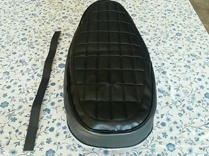 HONDA CB100  K2 SUPER SPORT 100 1972 MODEL SEAT COVER  STRAP (H*-102) - Picture 1 of 8