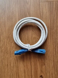 TOP Netzwerkkabel RJ-45 auf RJ-45 Kabel! Netzwerk! Network! Patchkabel! - Bild 1 von 3